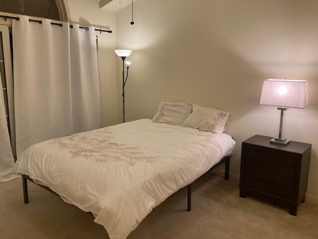 Bedroom 2 - 3022 S Glebe Rd