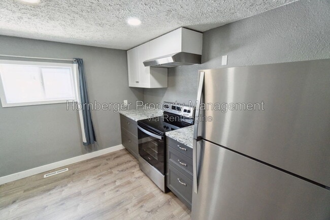 Building Photo - 2702 W Boone Ave