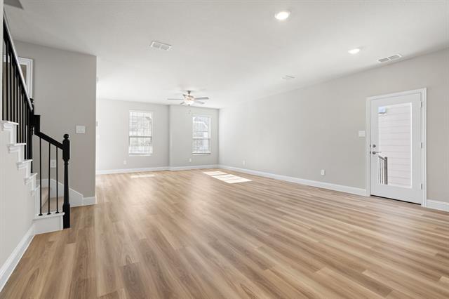 Foto del edificio - 2657 Gateway Ave