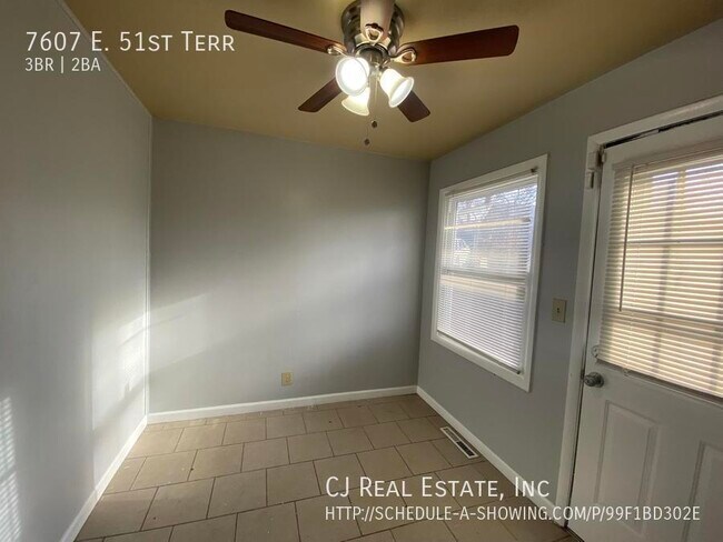 Building Photo - 7607 E 51 Terrace