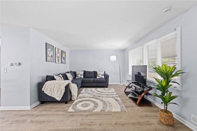 Foto del edificio - 189 Lawson Rd