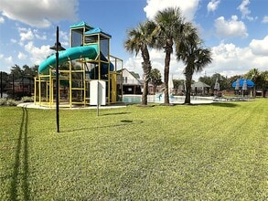 Building Photo - 10634 Lyndon Meadows Dr