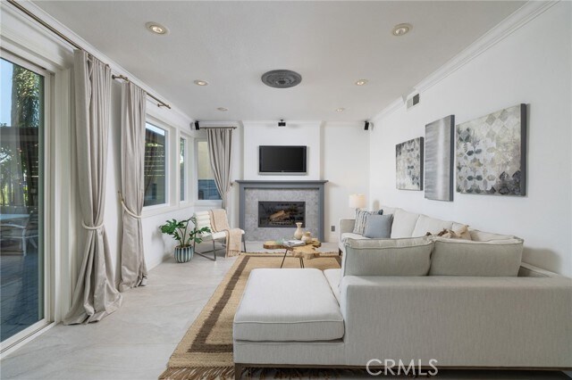 Foto del edificio - 27096 Ironwood Dr