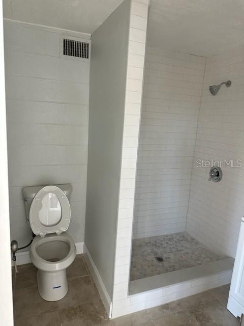 Building Photo - 1132 S Brevard Ave