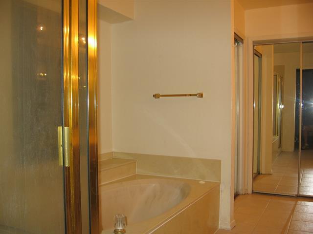 Foto del edificio - 4424 Junction Dr