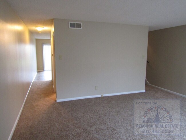 Foto del edificio - 15 Laramie Cove