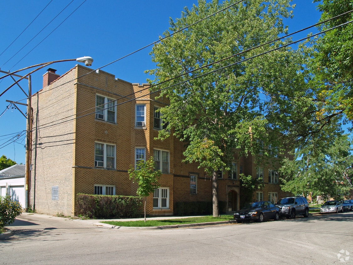 Building Photo - 5501-5505 W Eddy St
