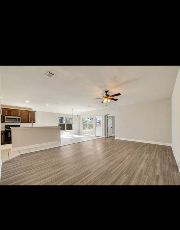 Building Photo - 5821 Humbert Ave