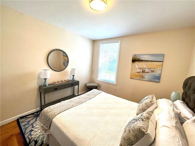 Foto del edificio - 191 Coggeshall Ave