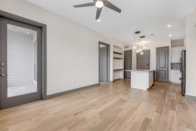 Foto del edificio - 2700 Old Denton Rd