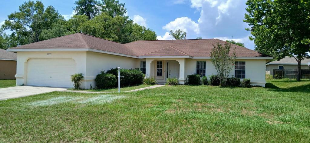 Primary Photo - 4555 SW 145th Place Rd