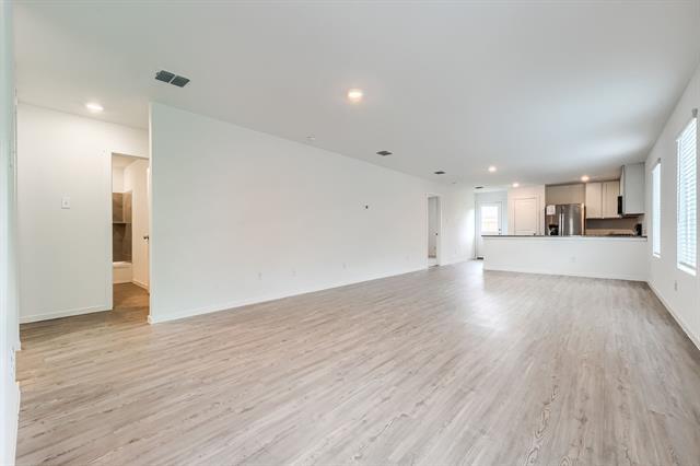 Foto del edificio - 4040 Equestrian Dr