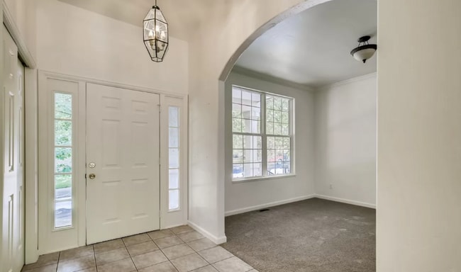 Photo - 679 Allison St House