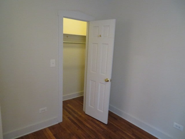 Building Photo - 845 W Agatite Ave