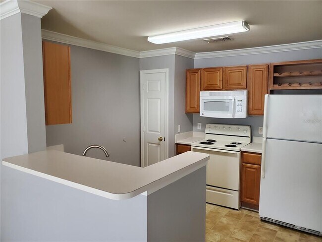 Building Photo - 18113 Back Stretch Ln