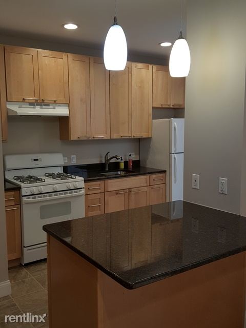 Primary Photo - 600 W 188th St