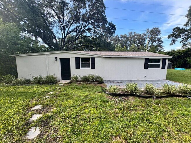 Foto del edificio - 38839 Miller Ave
