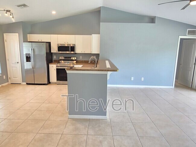 Foto del edificio - 2351 53rd St W