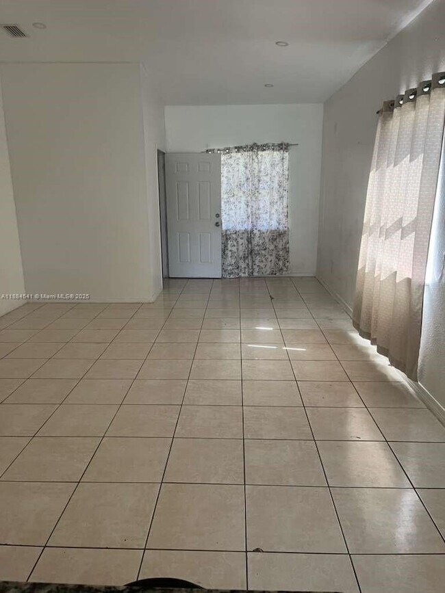 Foto del edificio - 28452 SW 141st Pl