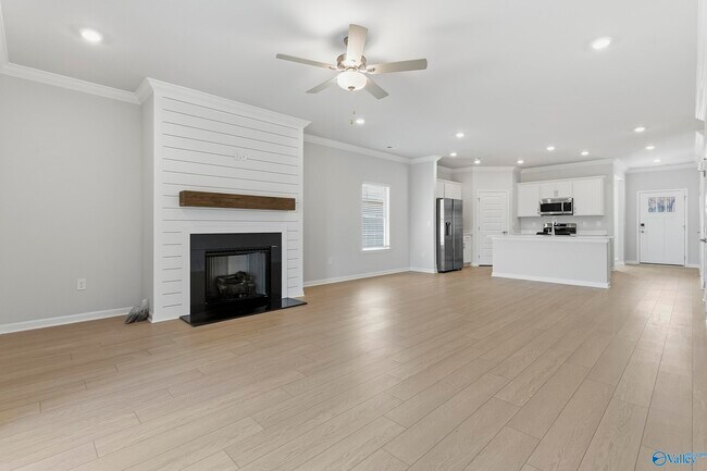 Foto del edificio - 305 Pond Spg Dr