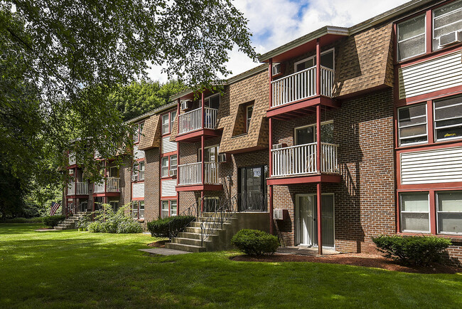 Patios and Balconies - Spruce Knoll