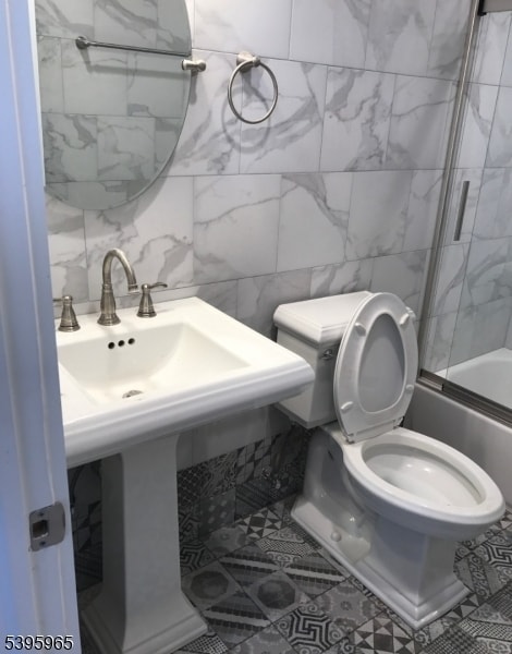 Foto del edificio - 377 Bloomfield Ave