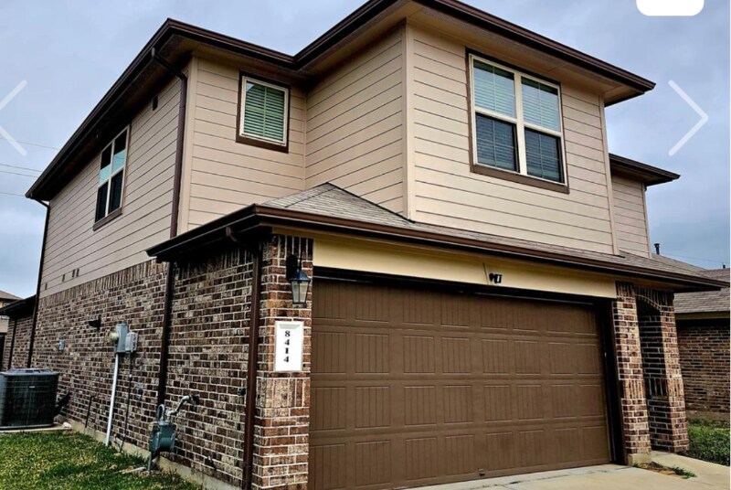 Foto principal - 8414 Aster Gln Wy