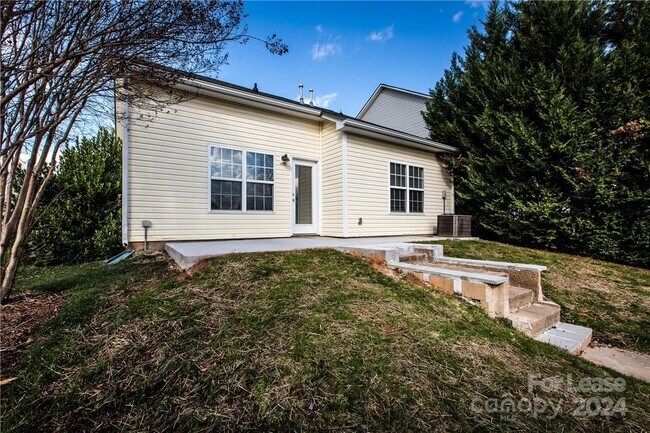 Building Photo - 19506 Deer Valley Dr