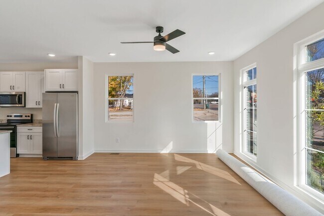 Foto del edificio - 310 Cedar St