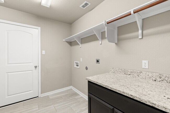 Foto del edificio - 2809 Keathley Dr