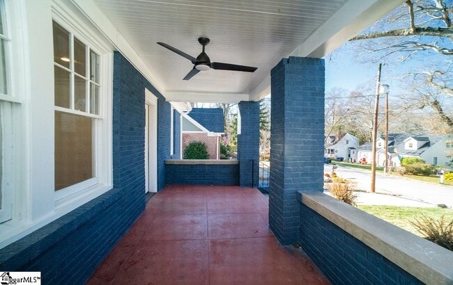 Building Photo - 19 Sevier St