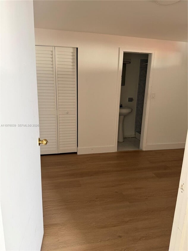 Building Photo - 2920 SW 79th Ave