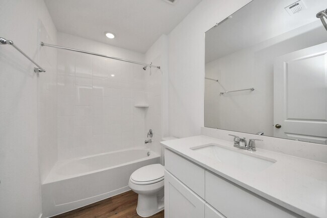 Foto del edificio - 9035 Rose Water Trl