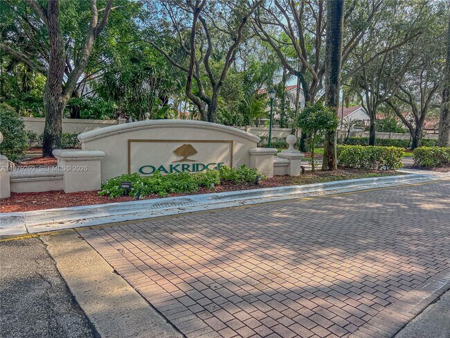 Foto del edificio - 5371 SW 32nd St