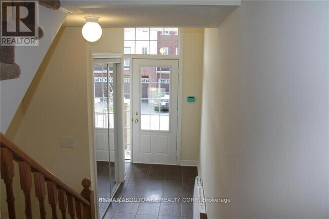 Building Photo - 2178 Fiddlers Way