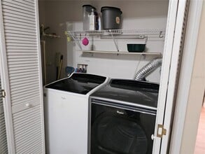 Building Photo - 8815 Grand Palms Cir