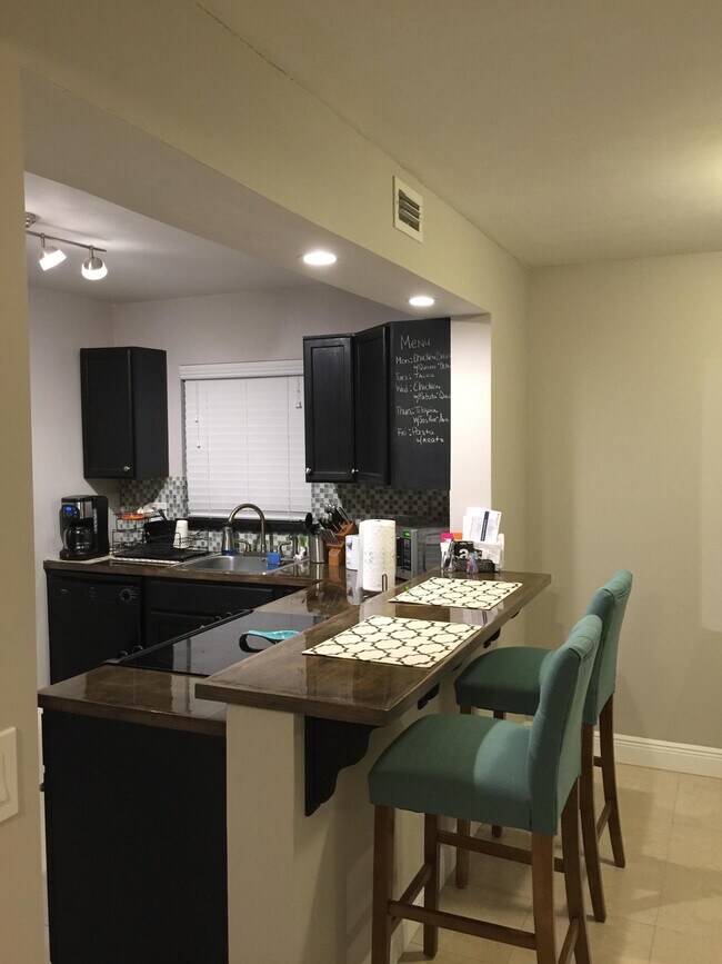 Foto del edificio - 7765 SW 86th St