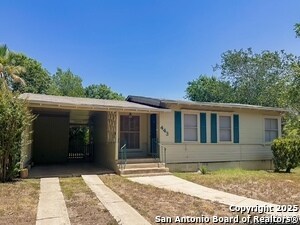 Foto principal - 443 Irvington Dr