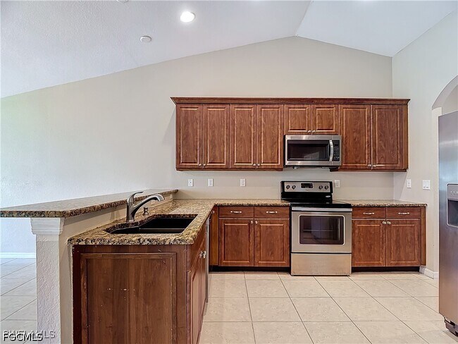 Foto del edificio - 1726 Trafalgar Pkwy