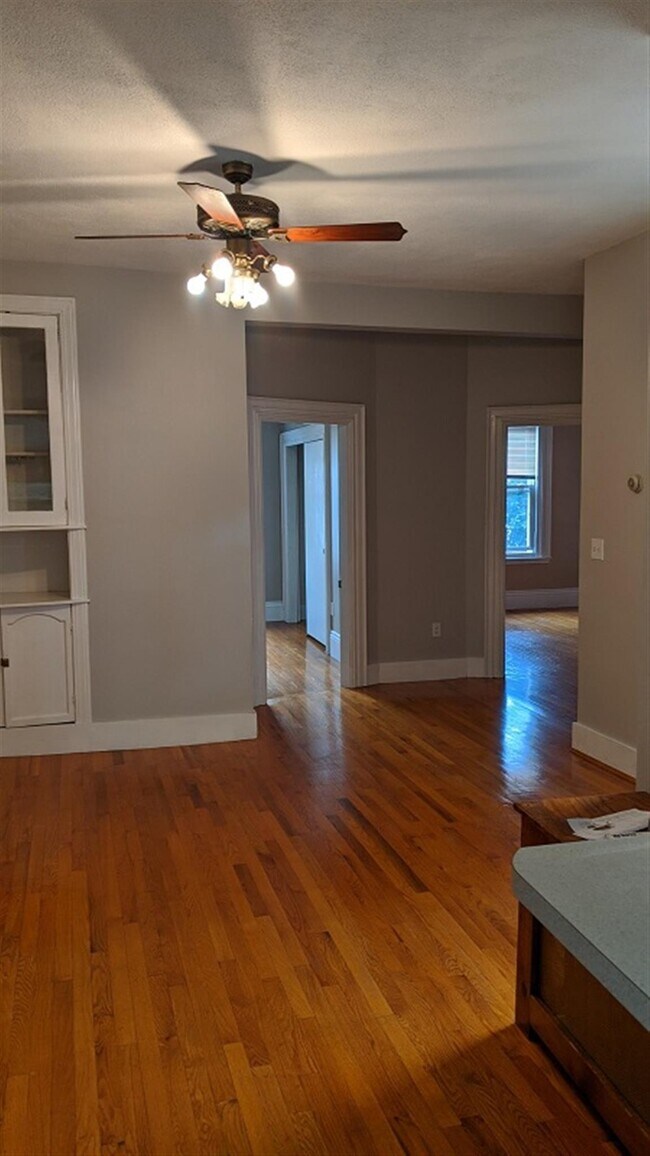 Building Photo - 41 Stearns Ave