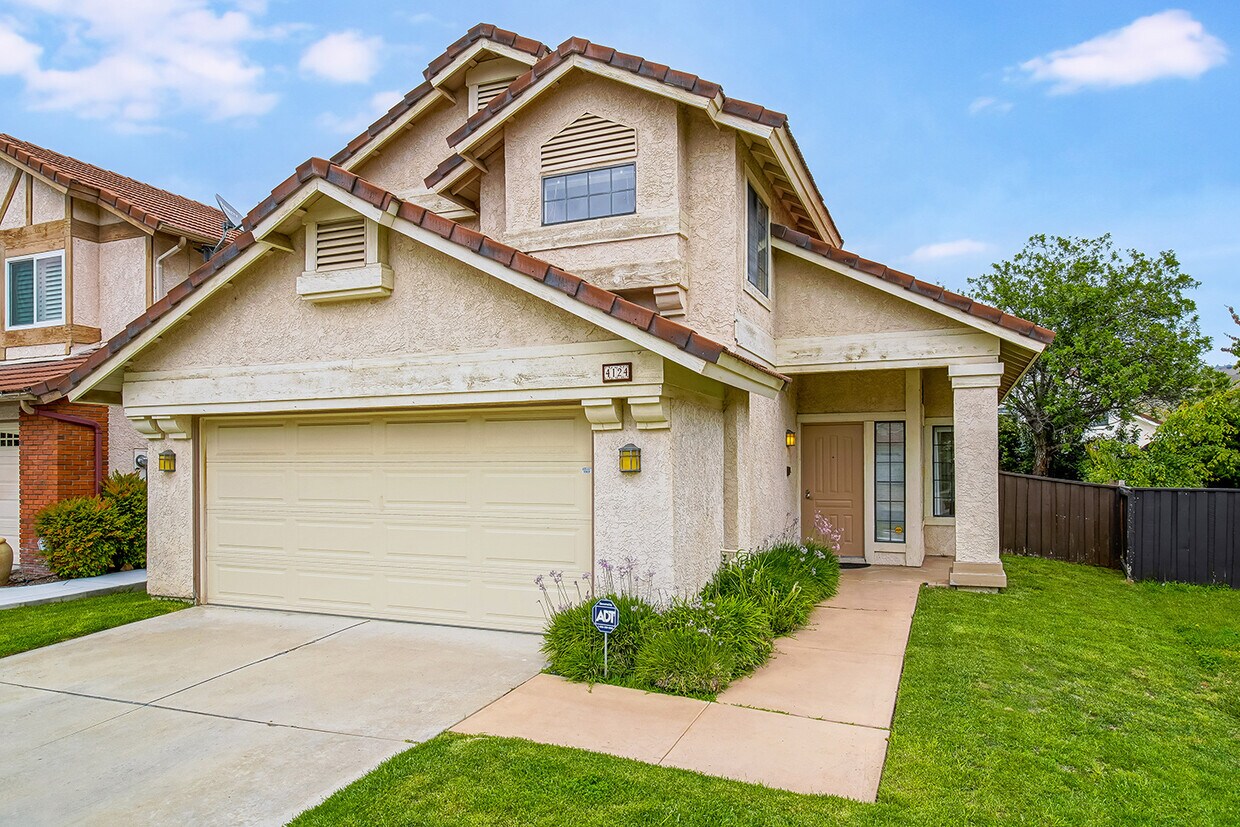 Foto principal - 4124 Arroyo Willow Ln
