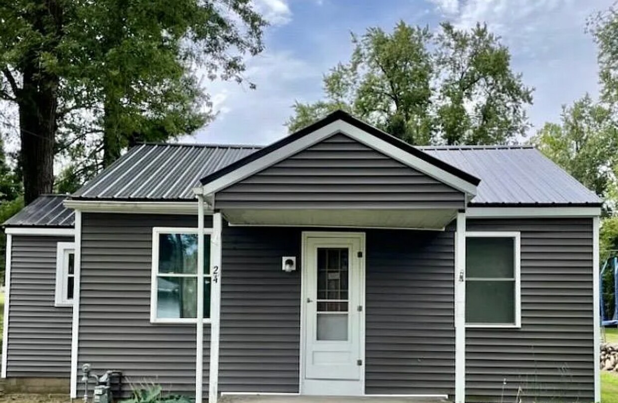 Foto principal - 24 Goodrich Ave