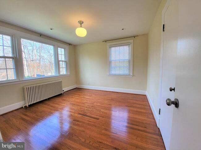 Building Photo - 3801 Morningside Dr