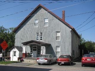 Building Photo - 15 Jackson St