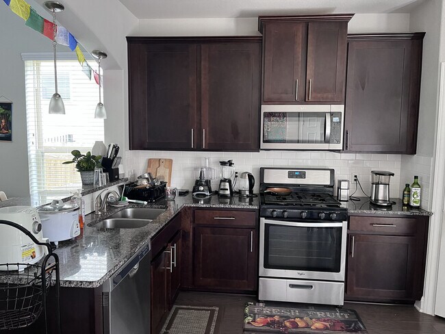 Foto del edificio - 1005 Boatswain Wy