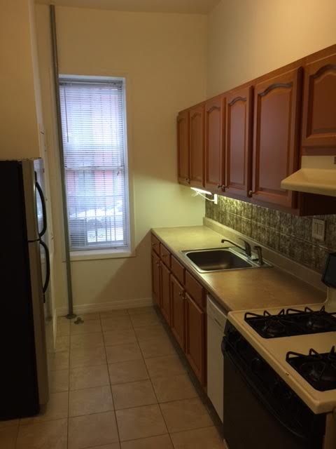 Primary Photo - 405 7th St