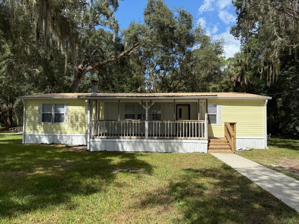 Foto principal - 7491 NW 165th St