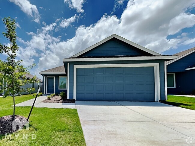 Building Photo - 217 Poplar Pl