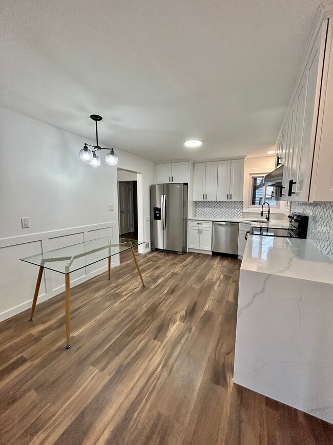 49 Vassar Ln Unit 1, Hicksville, NY 11801 Apartments in Hicksville