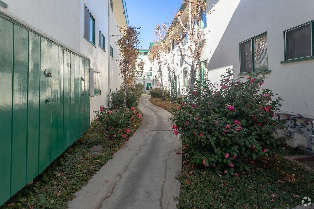 Fountain View Apartments Apartments in Los Angeles, CA Westside Rentals